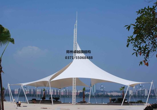 膜結(jié)構(gòu)地下車庫(kù)入口如何進(jìn)行保潔？